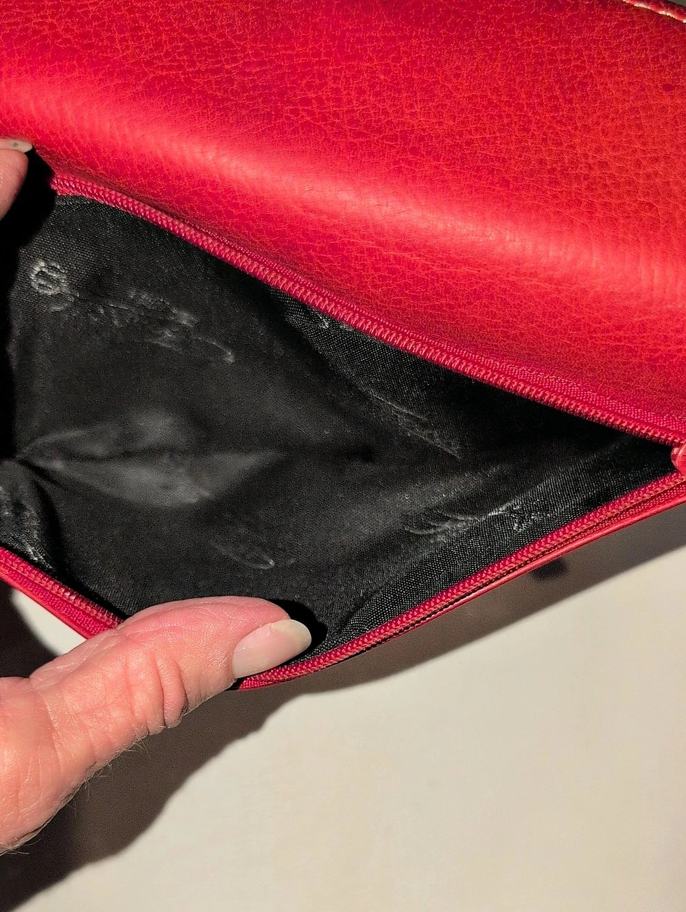 Fossil Red Wallet - Picture 7 of 13